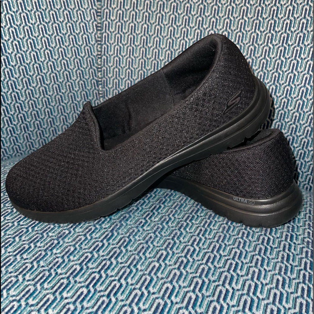 Skechers Air Cooled Goga Mat Flats size 8.5